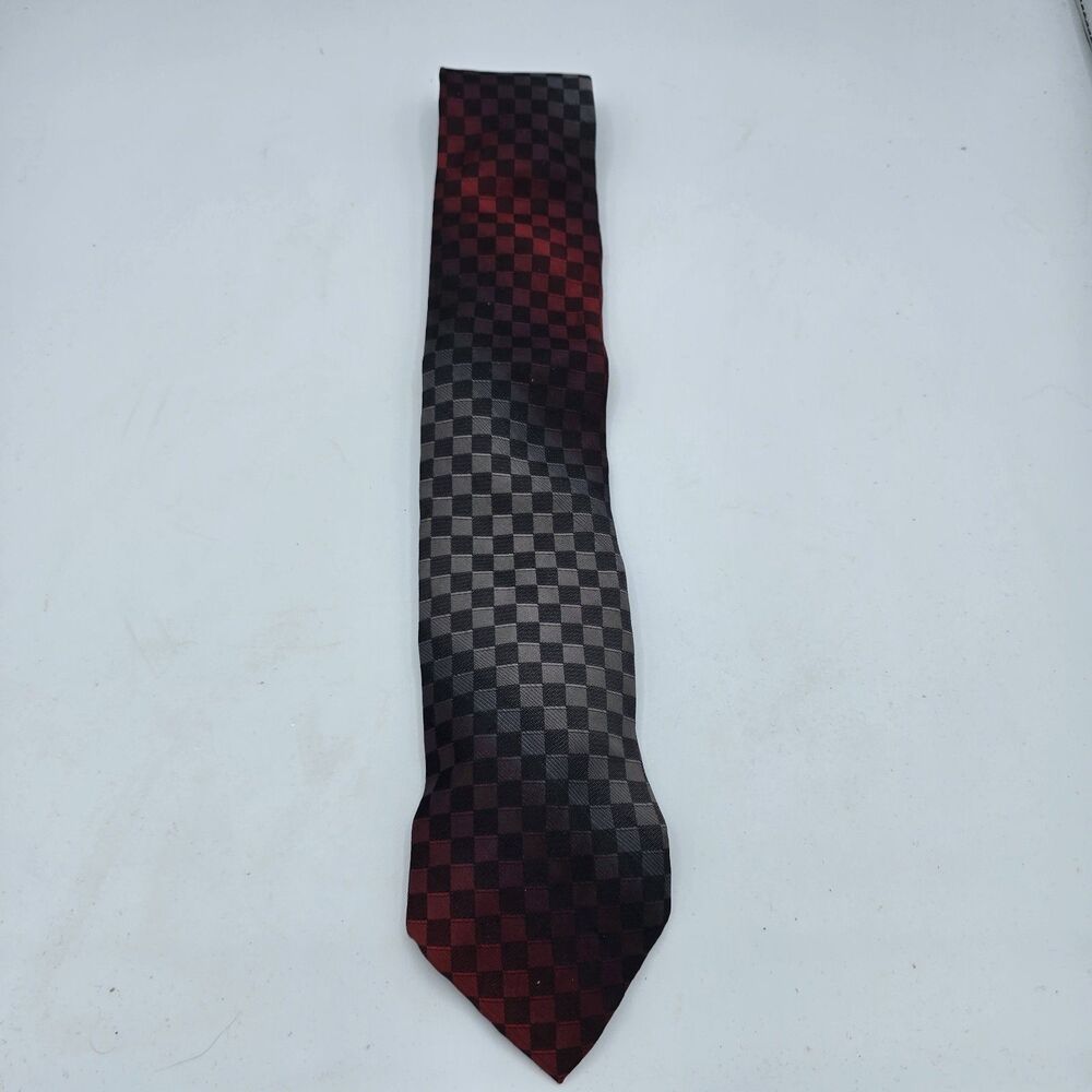 Axcess Red Grey Black geometric Silk tie 5 x 3 Necktie Vintage Menswear Suit - Picture 2 of 6
